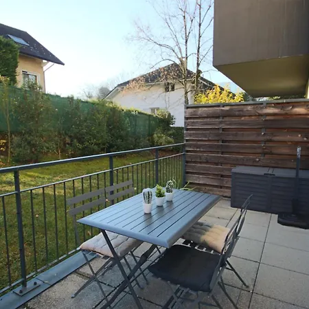 T2 42 M2 Et Terrasse Apartamento *